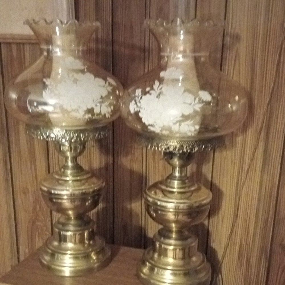 Elegant Gold and Clear Glass Table Lamps